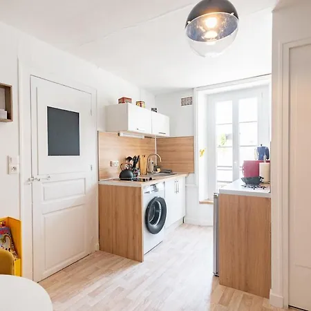 Souvenirs D'enfance-la Bonne Marienne-la Madeleine Angers