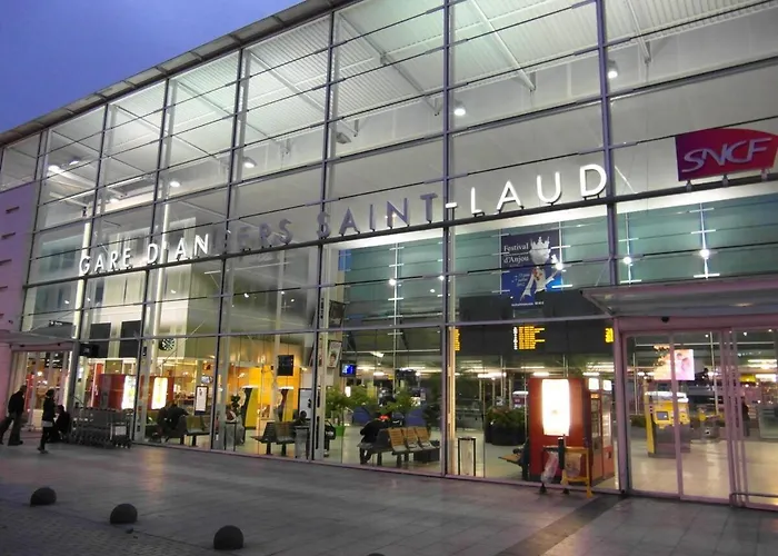 Souvenirs D'enfance-la Bonne Marienne-la Madeleine Daire *