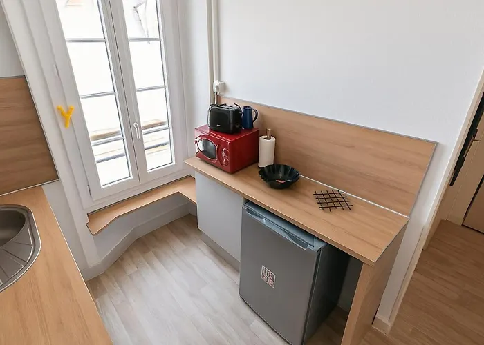 Souvenirs D'enfance-la Bonne Marienne-la Madeleine Daire