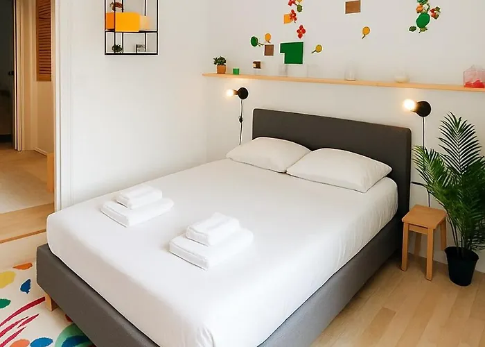 Souvenirs D'enfance-la Bonne Marienne-la Madeleine Daire